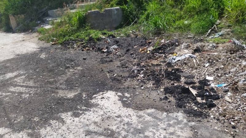 Vecinos de Cerro Caído queman la basura por falta de recolección ...